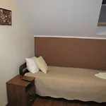 Heveliusz Nocleg ze śniadaniem 3*
